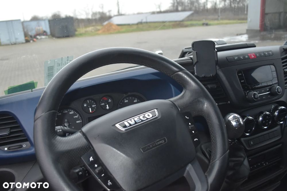 Iveco Daily 70C18 - 18