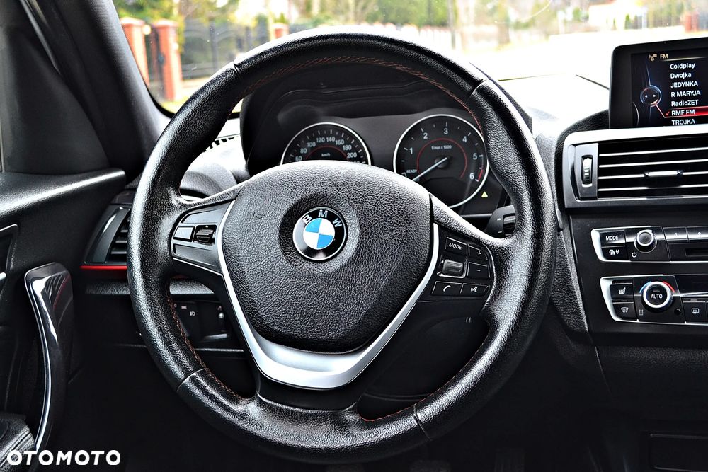BMW Seria 1 120d xDrive Sport Line - 32