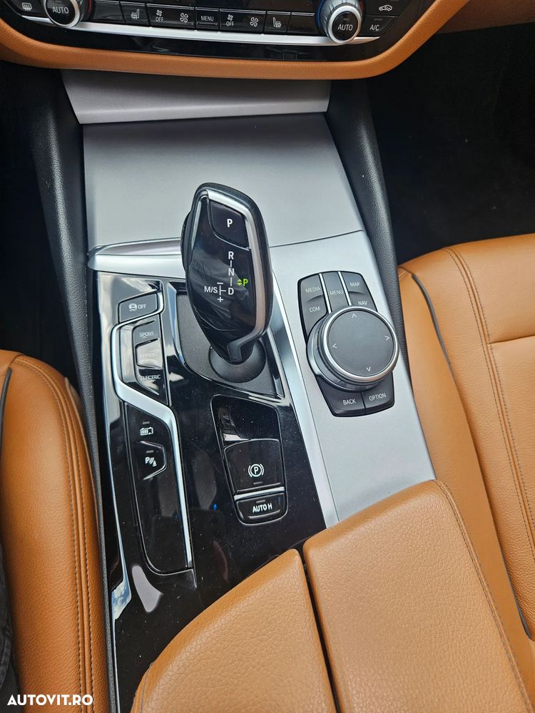 BMW Seria 5 530e xDrive AT PHEV - 9