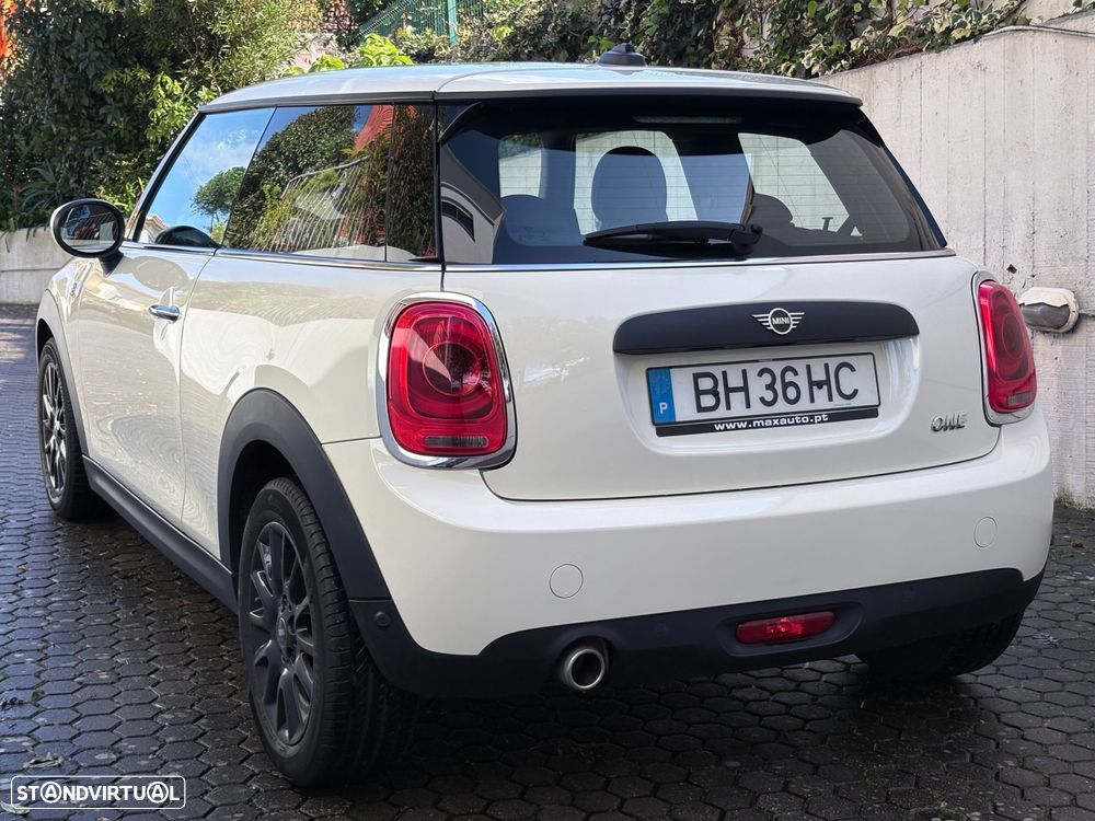 MINI 3 Portas One - 25