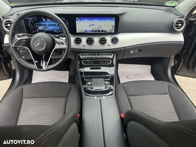 Mercedes-Benz E - 13