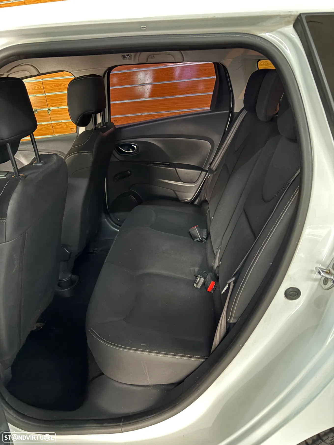 Renault Clio Sport Tourer 0.9 TCE Dynamique S - 8