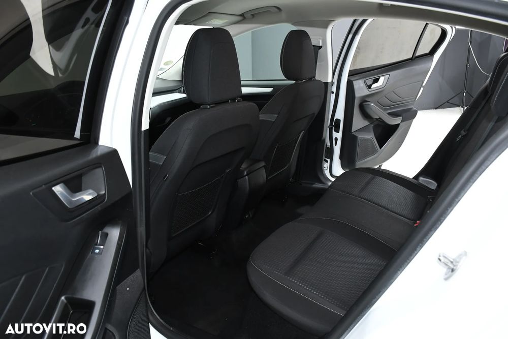 Ford Focus 1.5 EcoBlue Connected - 5