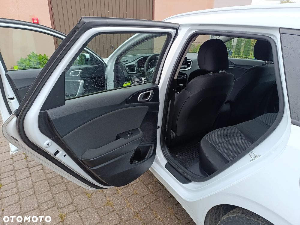 Kia Ceed 1.0 T-GDI S - 12