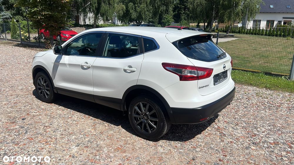 Nissan Qashqai - 10
