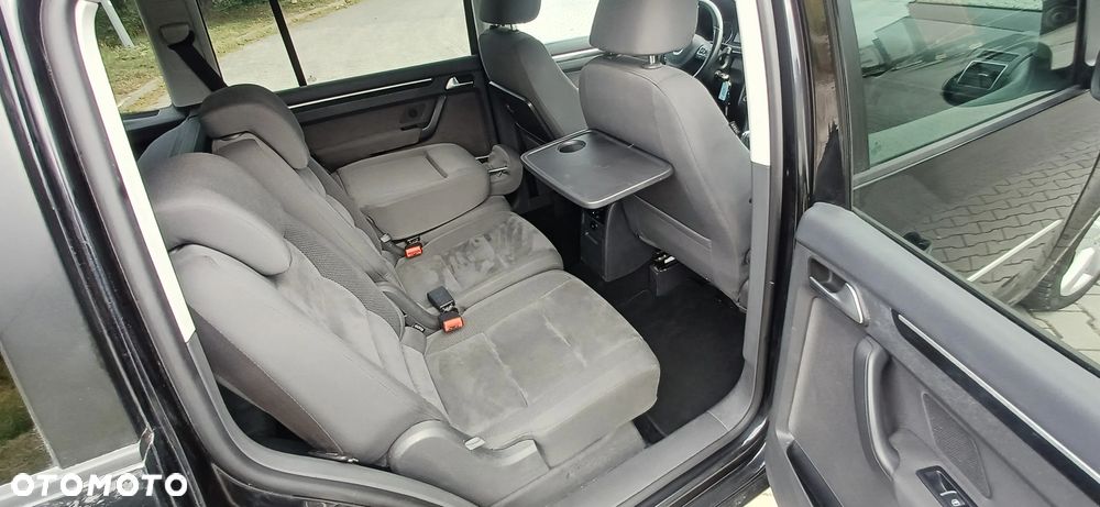 Volkswagen Touran 2.0 TDI DPF DSG Highline - 22