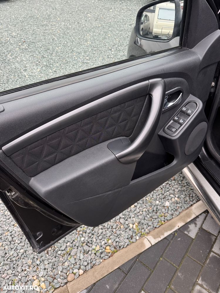 Dacia Duster dCi 110 FAP 4x2 Prestige - 9