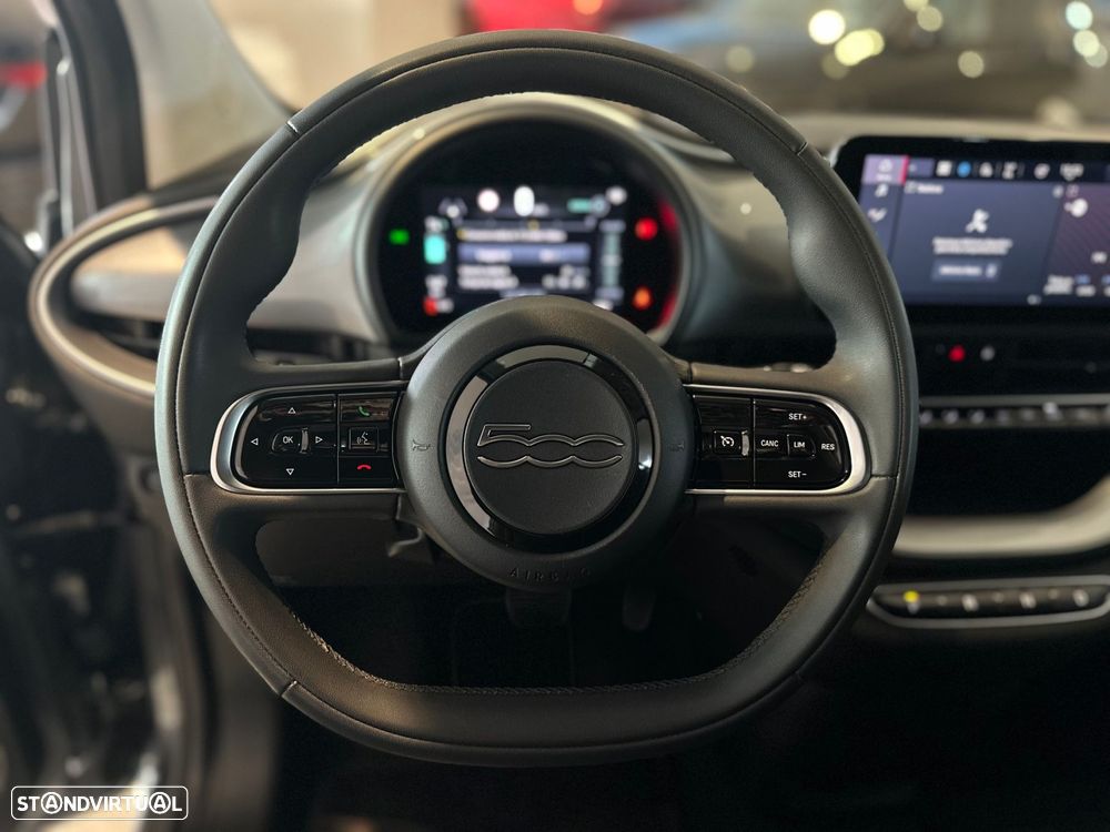 Fiat 500e C 42kWh Icon - 16