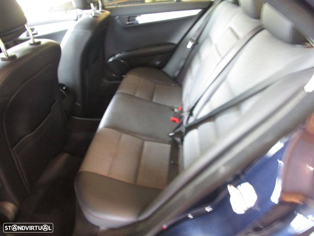Mercedes-Benz C 250 CDi Avantgarde BlueEfficiency - 11