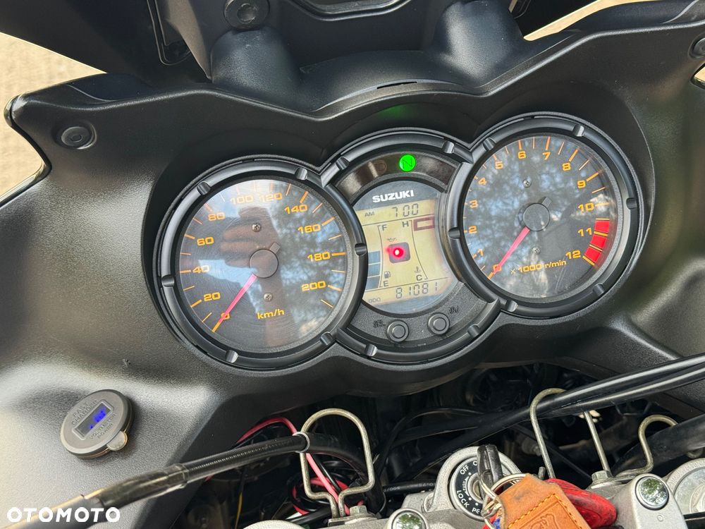 Suzuki DL - 10