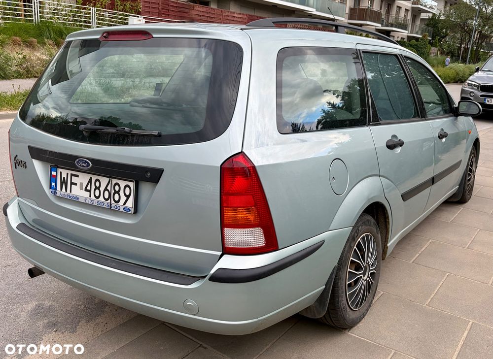 Ford Focus 1.6 FX Silver - 2