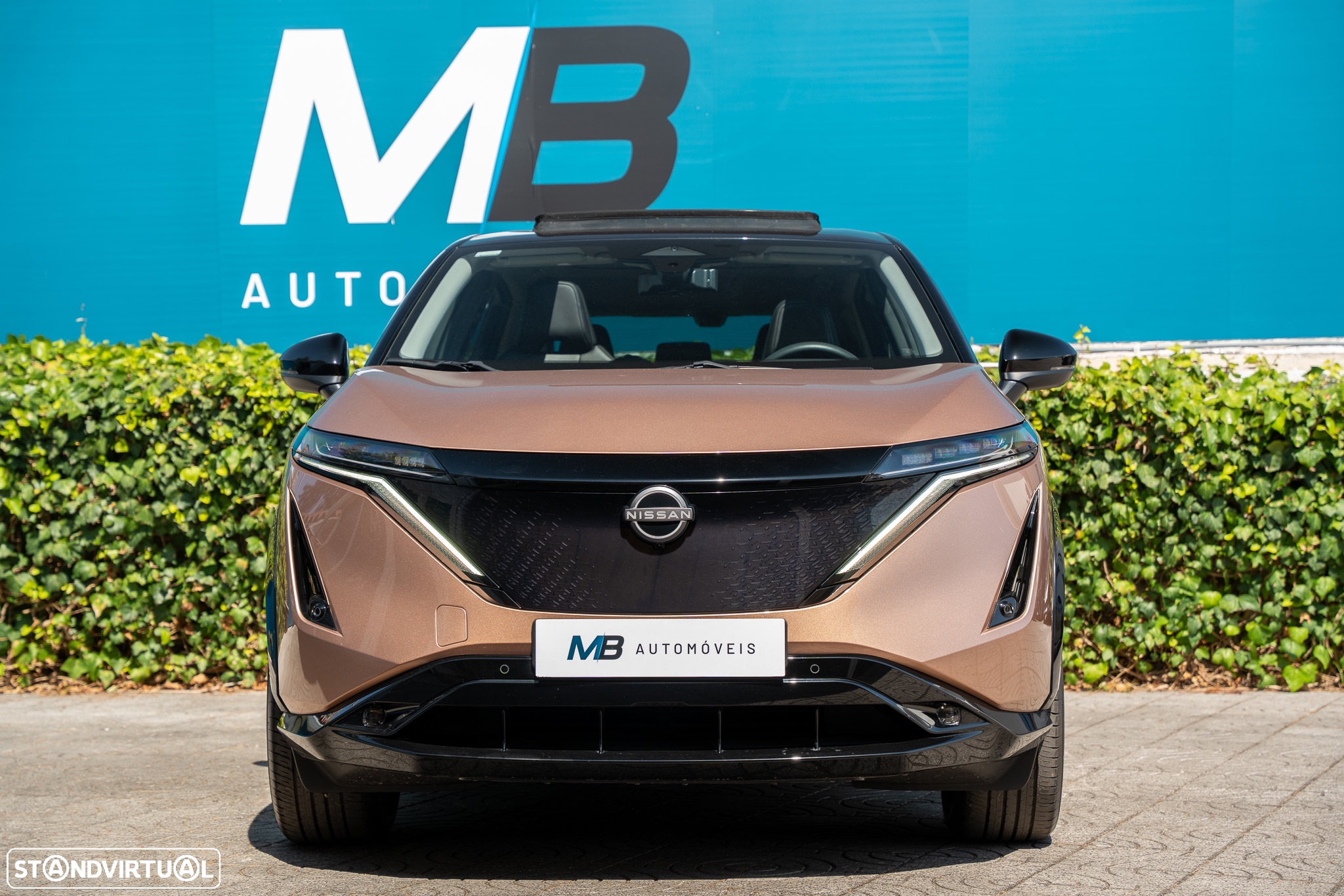 Nissan Ariya 63 kWh Advance Carr. 22kW + Teto Panorâmico - 2
