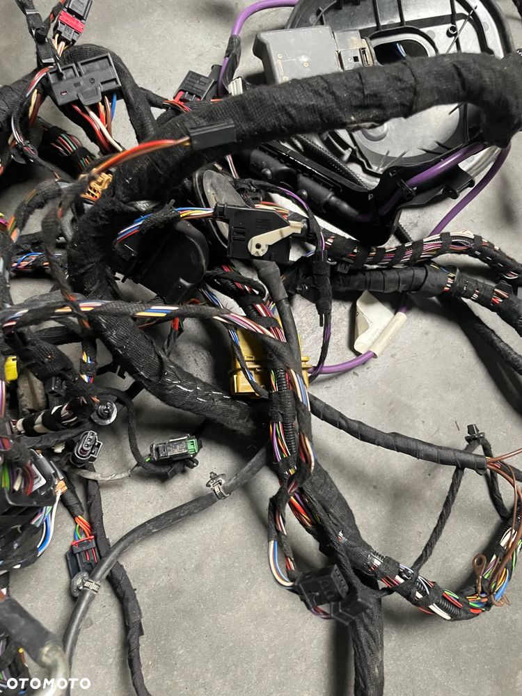 SKODA OCTAVIA IV KOMBI WIĄZKA INSTALACJA WNĘTRZA - 7