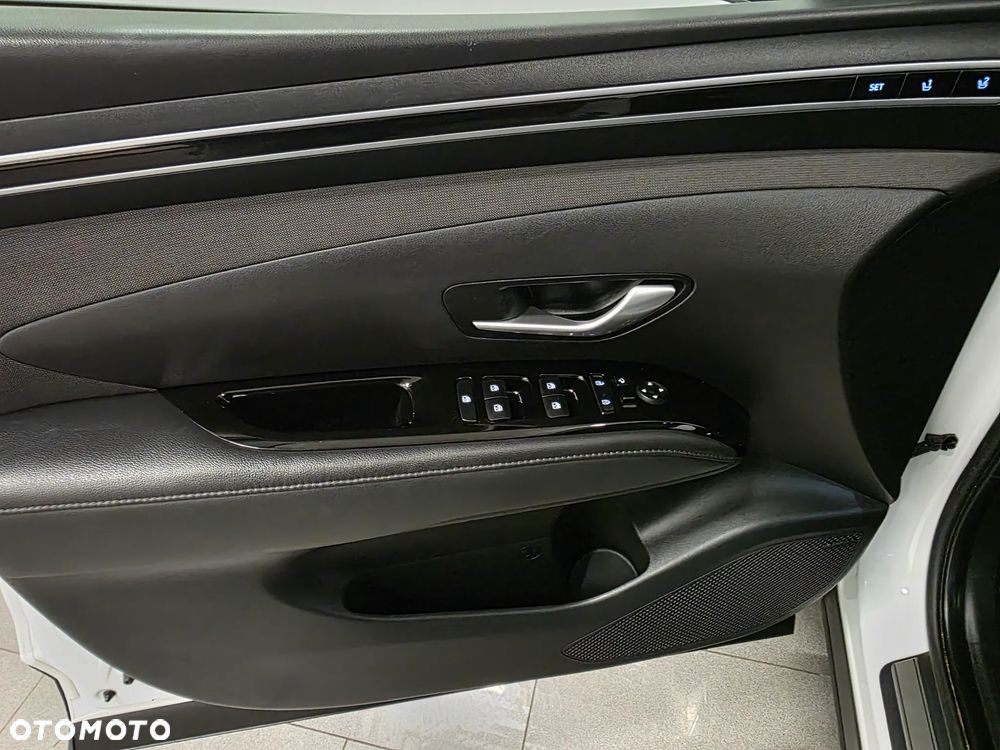 Hyundai Tucson 1.6 CRDi 48V-Hybrid 2WD DCT Prime - 24