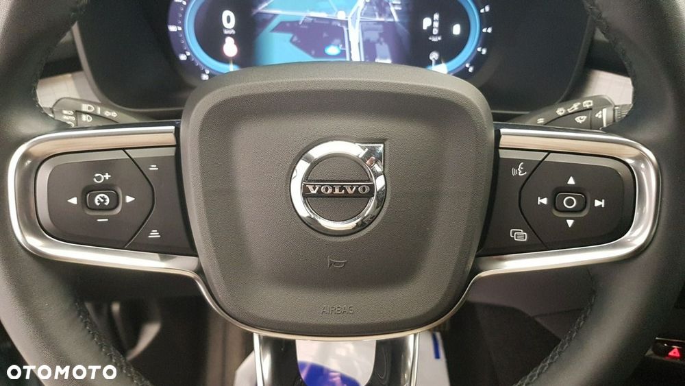 Volvo XC 40 - 22