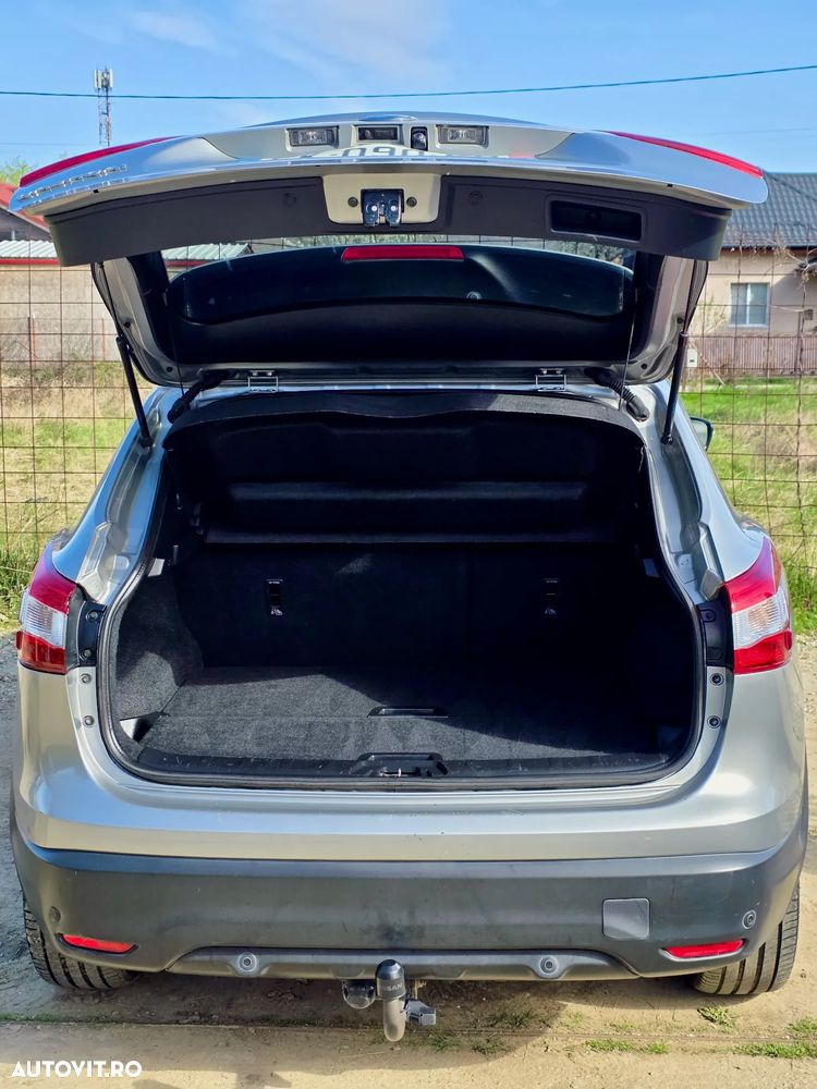 Nissan Qashqai 1.5 DCI Start/Stop Tekna - 9