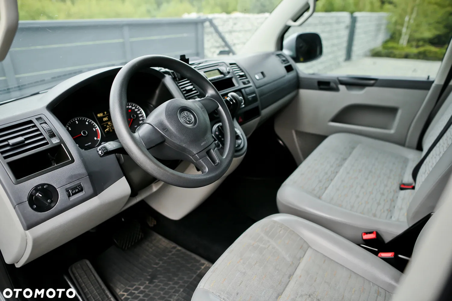 Volkswagen Transporter T5 lift long L2H1 - 19
