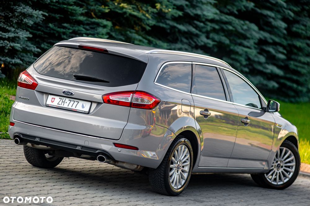Ford Mondeo 2.0 SCTi Ghia - 11