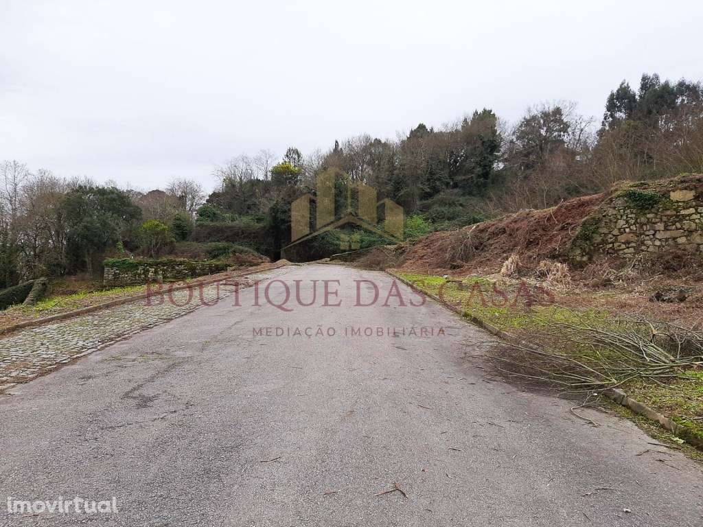 Terreno com 4 Lotes - 876m2 - 50 metros Rio Douro - Grande imagem: 2/13