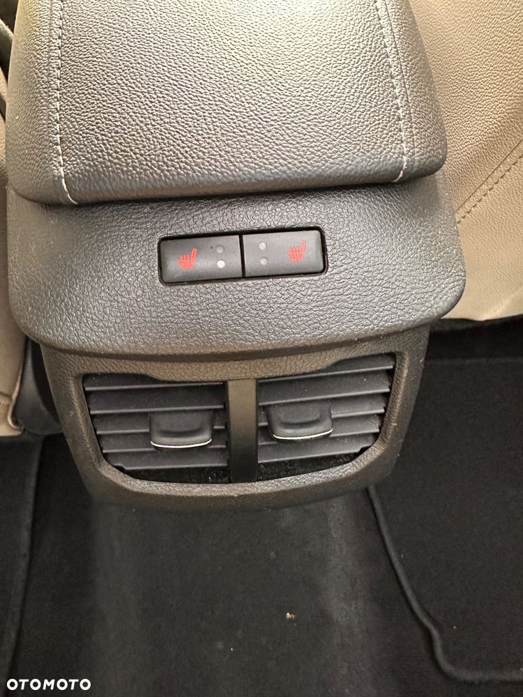 Ford Mondeo 2.0 TDCi Titanium 4WD PowerShift - 13