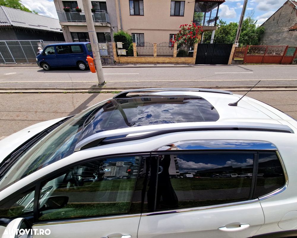 Peugeot 2008 1.2 PureTech EAT8 STT GT Pack - 10