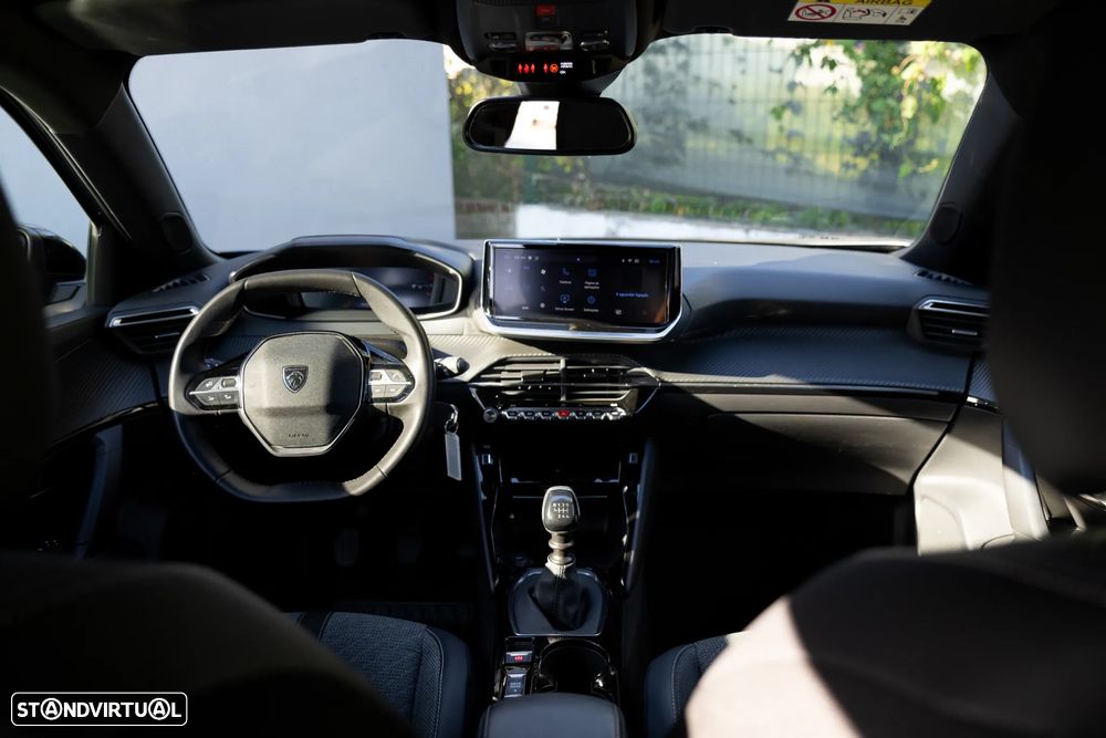 Peugeot 2008 1.2 PureTech Allure Pack - 3