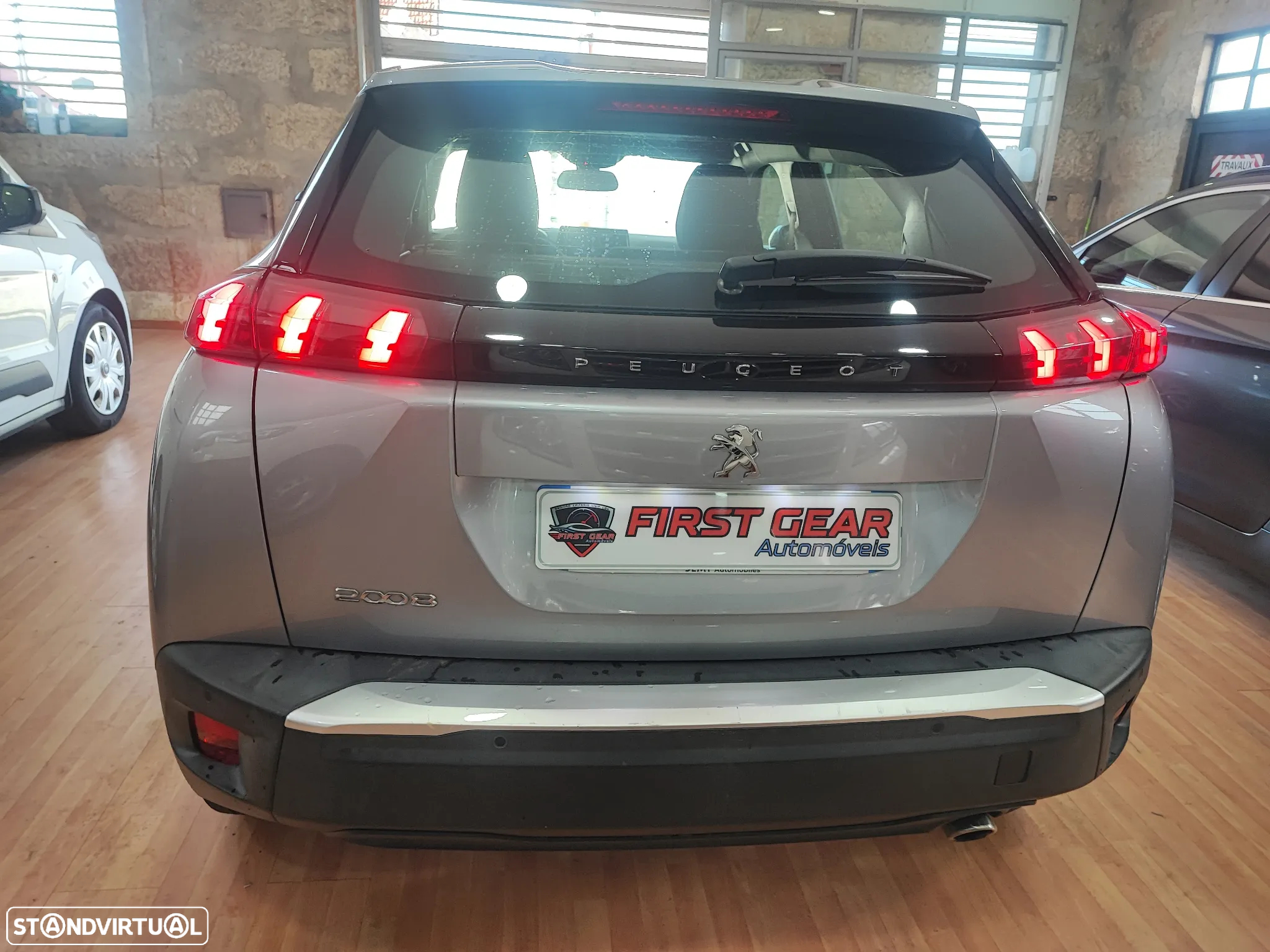 Peugeot 2008 BlueHDi 110 Active - 5