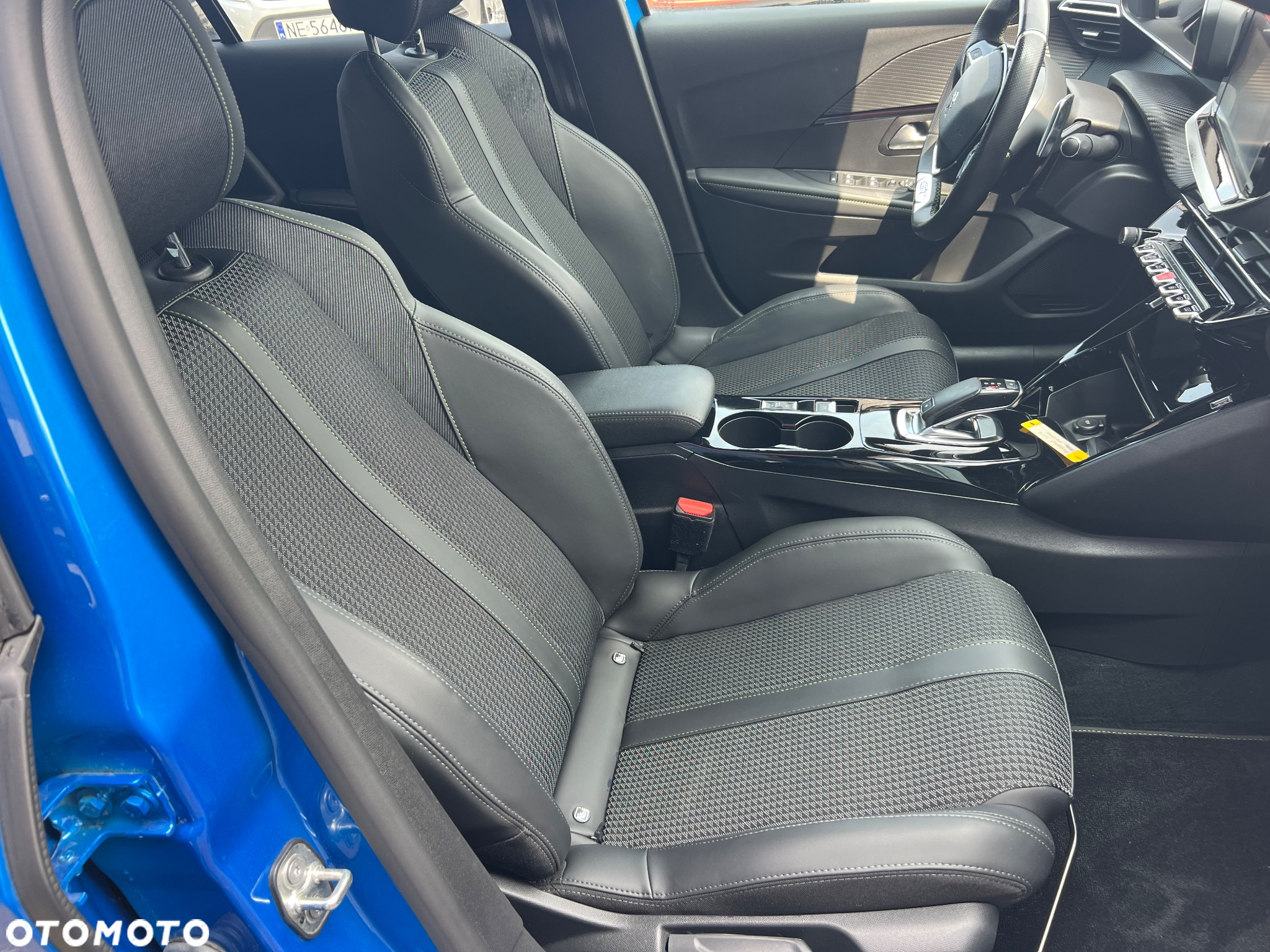 Peugeot 208 1.2 PureTech GT Line S&S EAT8 - 12