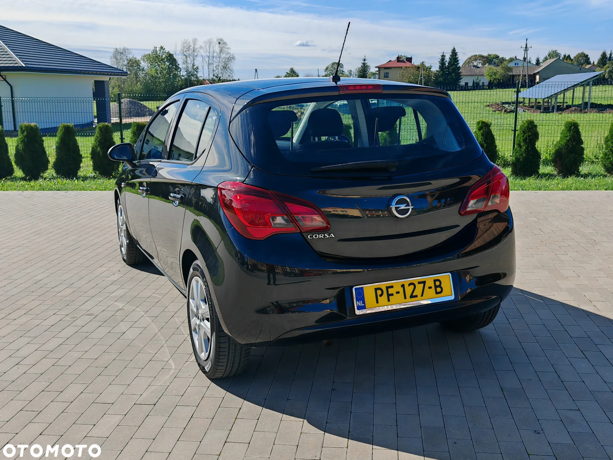 Opel Corsa 1.4 Enjoy - 12