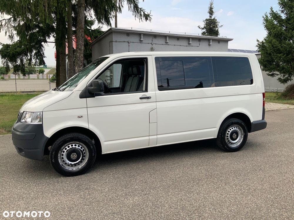 Volkswagen Transporter - 2
