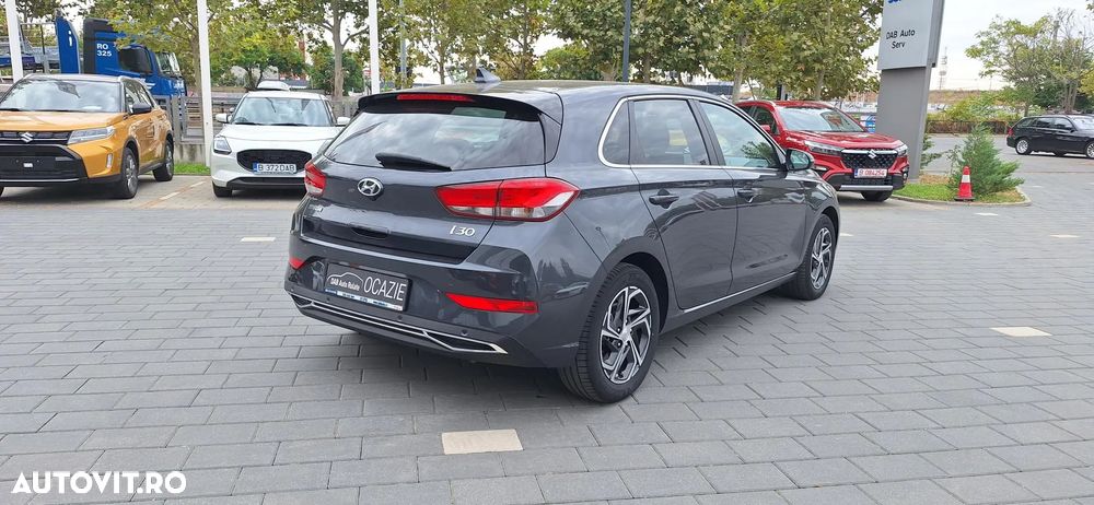 Hyundai i30 1.5 110CP 5DR M/T Highway - 4