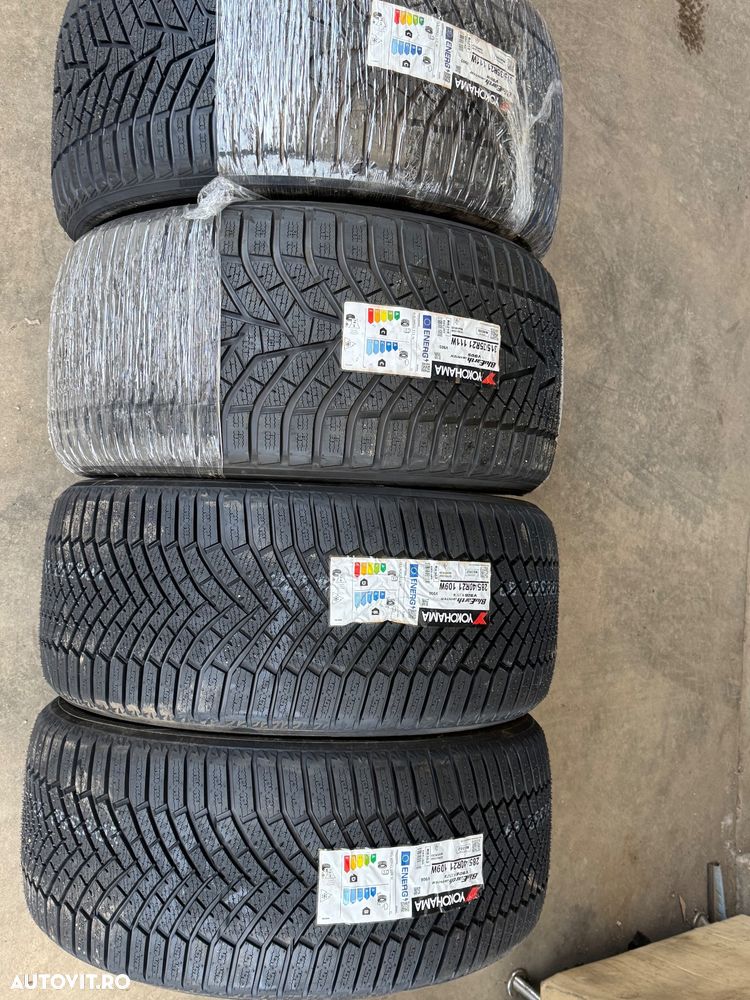 Vând set anvelope 285/40/21-315/35/21 Yokohama de iarnă noi