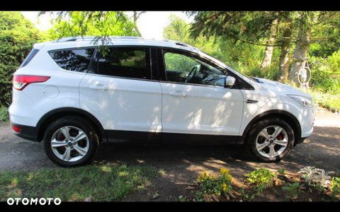Ford Kuga 2.0 TDCi FWD Titanium - 3