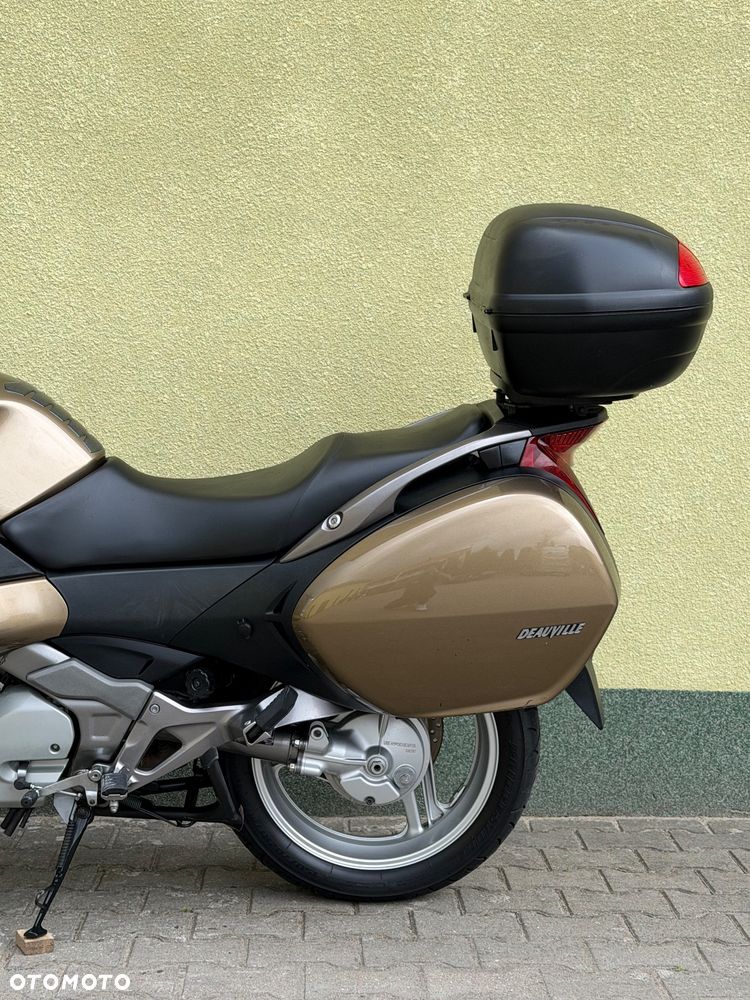 Honda NTV - 24