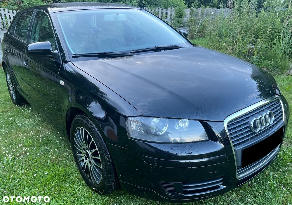 Audi A3 Sportback 2.0 TDI DPF Attraction - 2