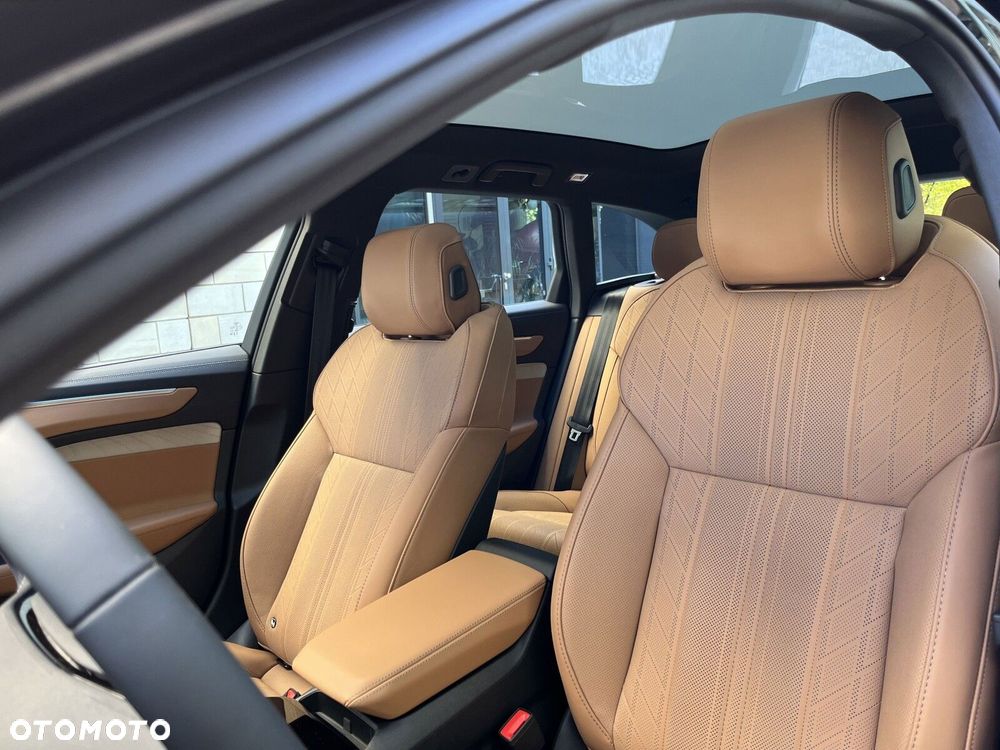 Audi A6 Allroad - 12