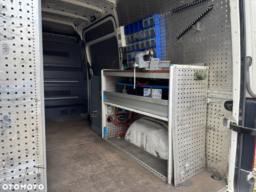 Volkswagen Crafter - 9