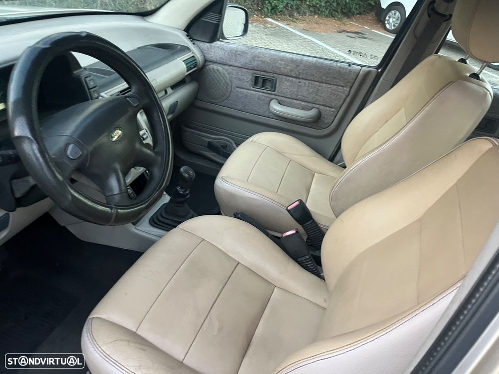 Land Rover Freelander 2.0 di - 25
