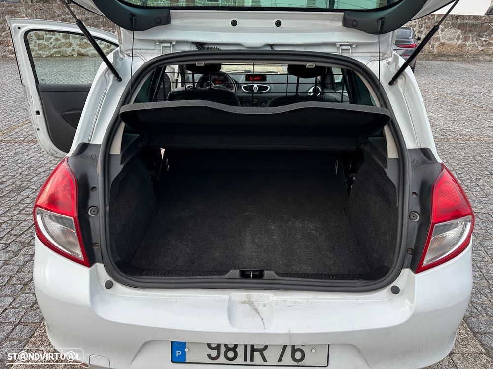 Renault Clio - 16