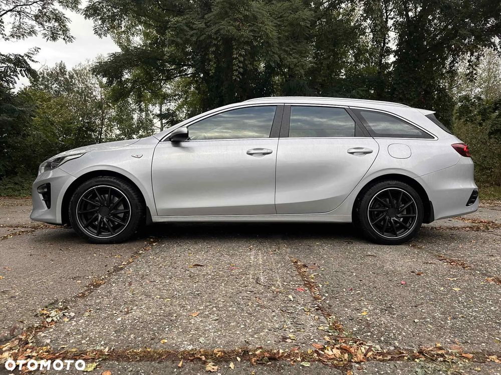 Kia Ceed 1.6 CRDi SCR M DCT - 3