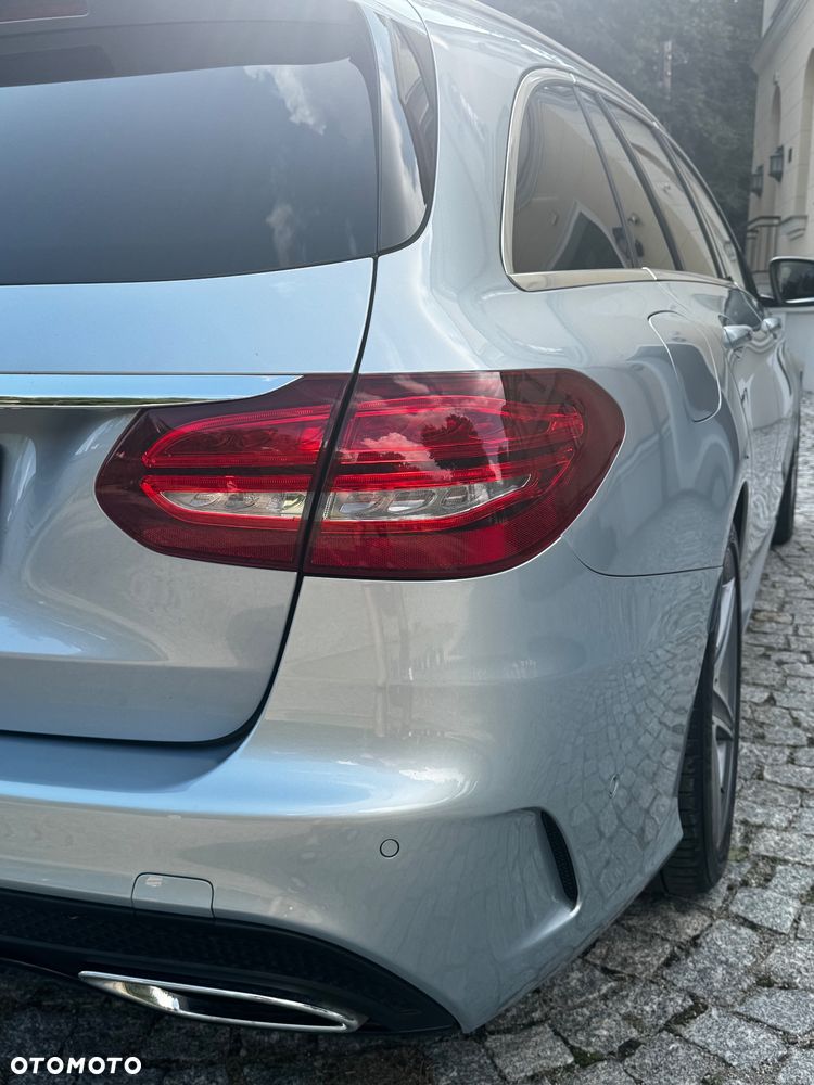 Mercedes-Benz Klasa C 220 CDI DPF Automatik Avantgarde - 19