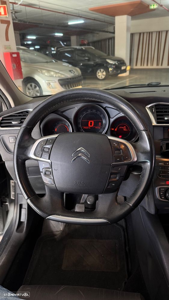 Citroën C4 1.6 HDi Exclusive J17 - 11