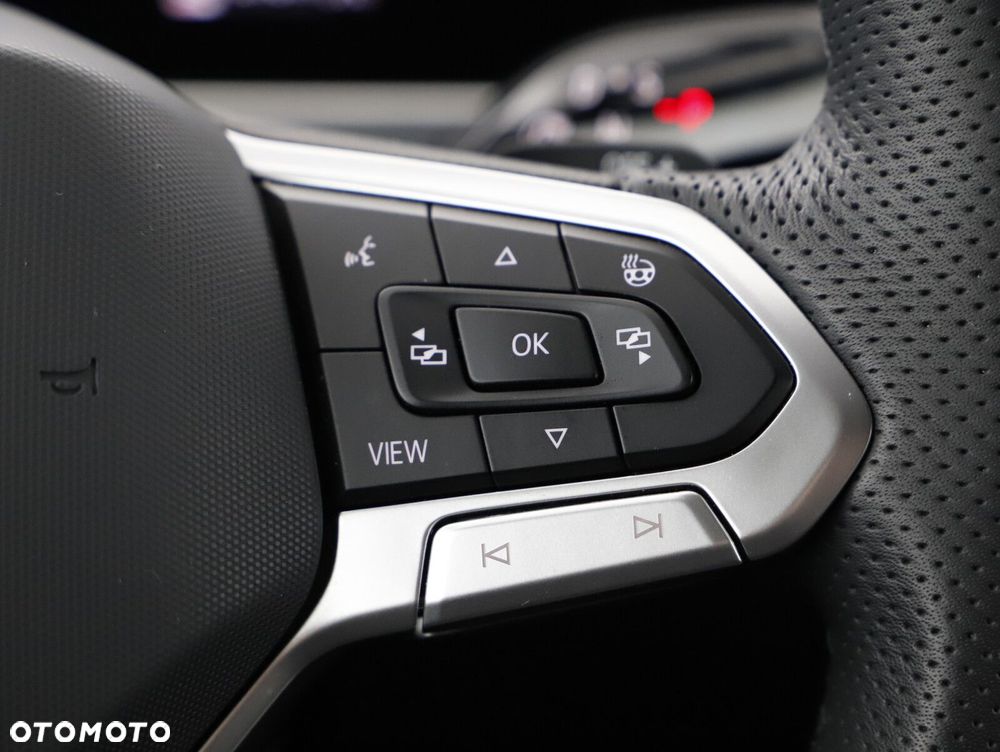 Volkswagen Passat - 21