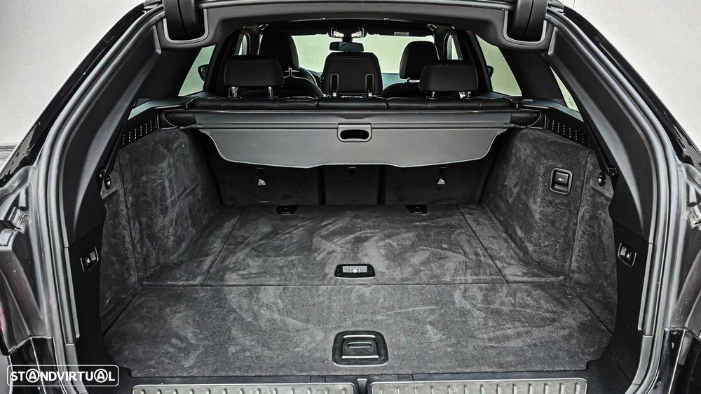 BMW 520 d Pack Desportivo M Auto - 15