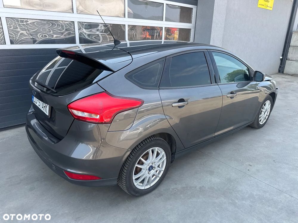 Ford Focus 1.6 TDCi Titanium - 8