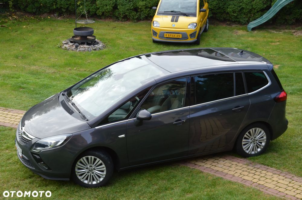 Opel Zafira 2014 photo 2