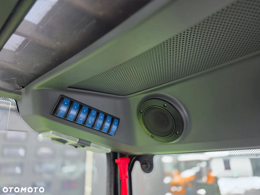 Claas Scorpion 732 VARIPOWER - 19