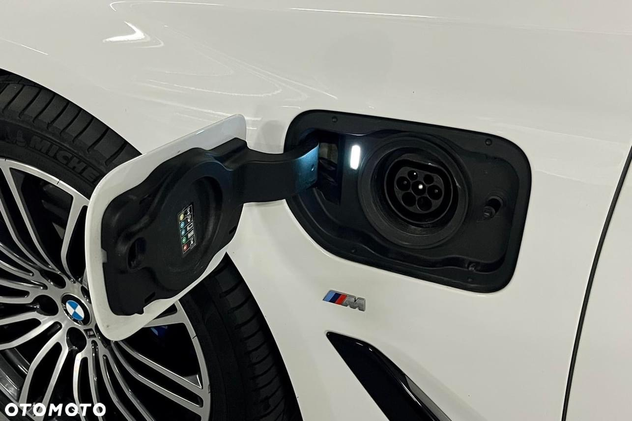 BMW Seria 5 530e iPerformance xDrive - 6