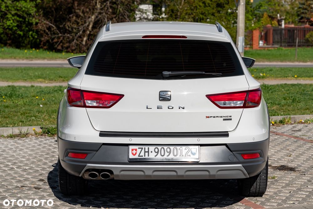 Seat Leon Sportstourer 2.0 TDI Start&Stop 4Drive DSG X-Perience - 8
