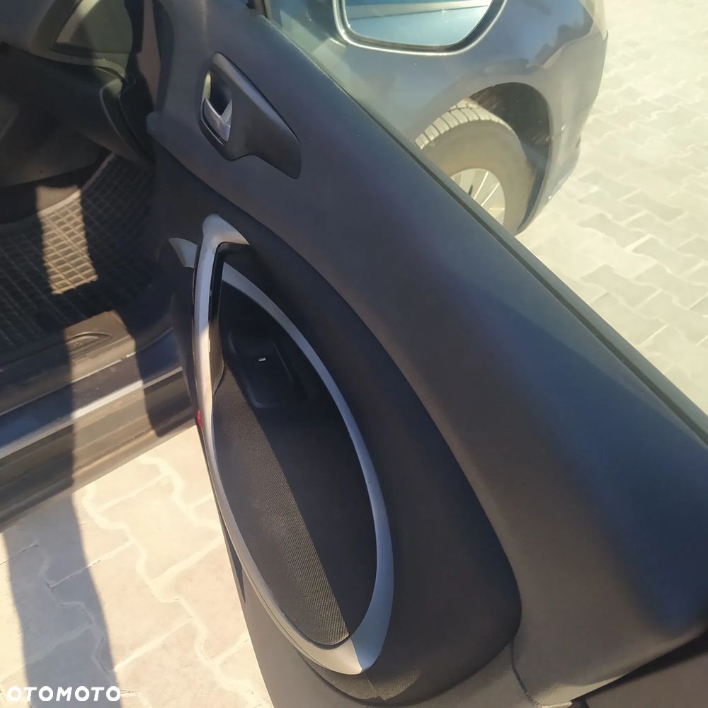 Citroën C5 1.6 HDi Dynamique Equilibre Navi - 13